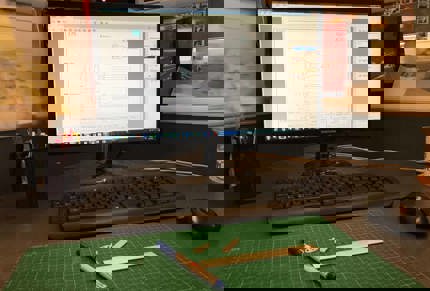 TH Zipper 2D drawing on computer