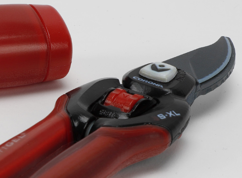 Corona pruner prototype.