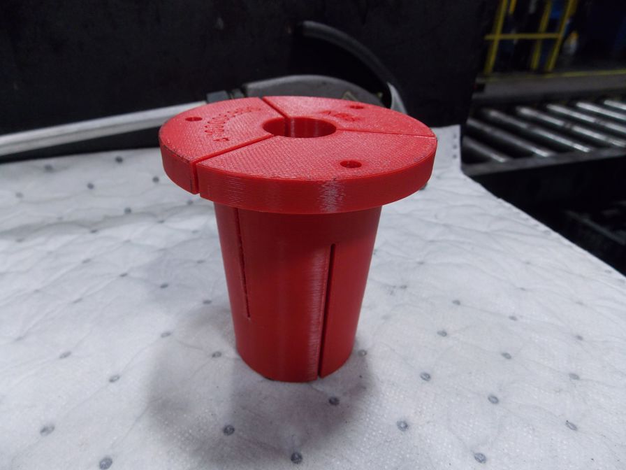 Caterpillar collet red.