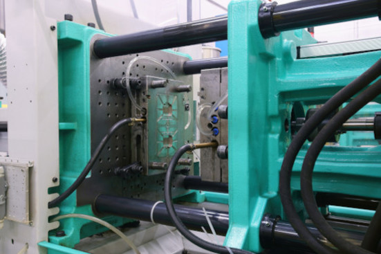 When to choose injection molding | Stratasys Direct